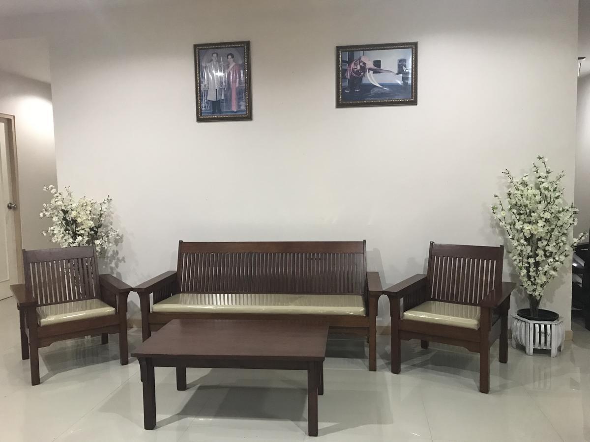 B Place Guesthouse Фи Фи Айлънд Екстериор снимка
