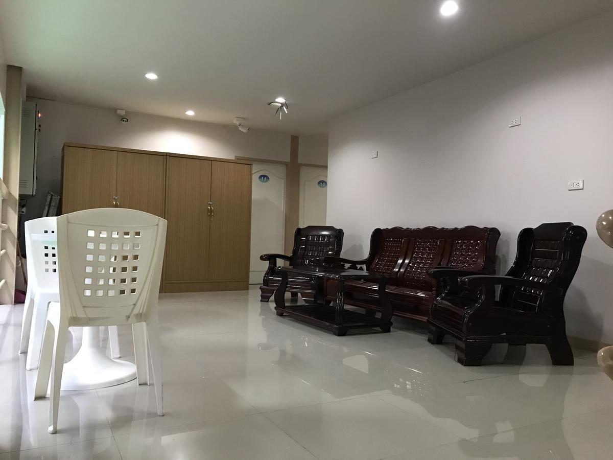 B Place Guesthouse Фи Фи Айлънд Екстериор снимка