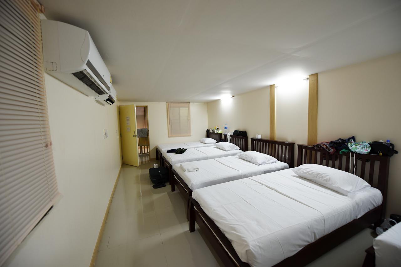 B Place Guesthouse Фи Фи Айлънд Екстериор снимка